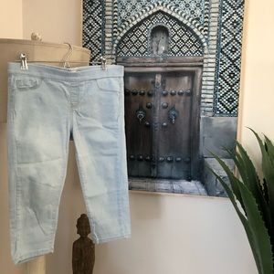 💧Low waist light blue Capri pants